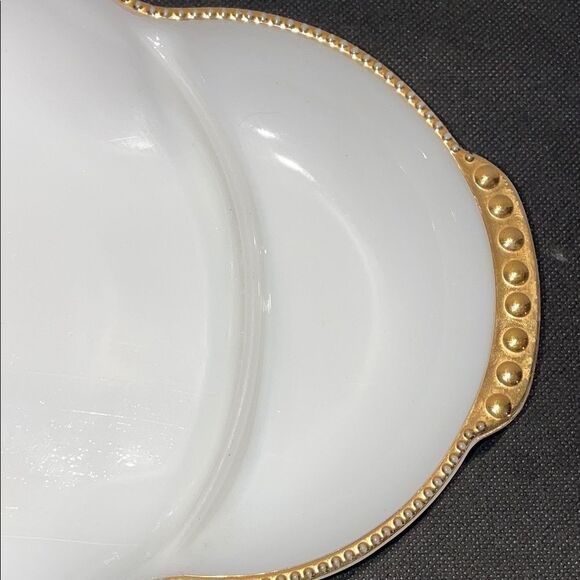 Vintage Fire King White and Gold Serveware Platter - Picture 6 of 12